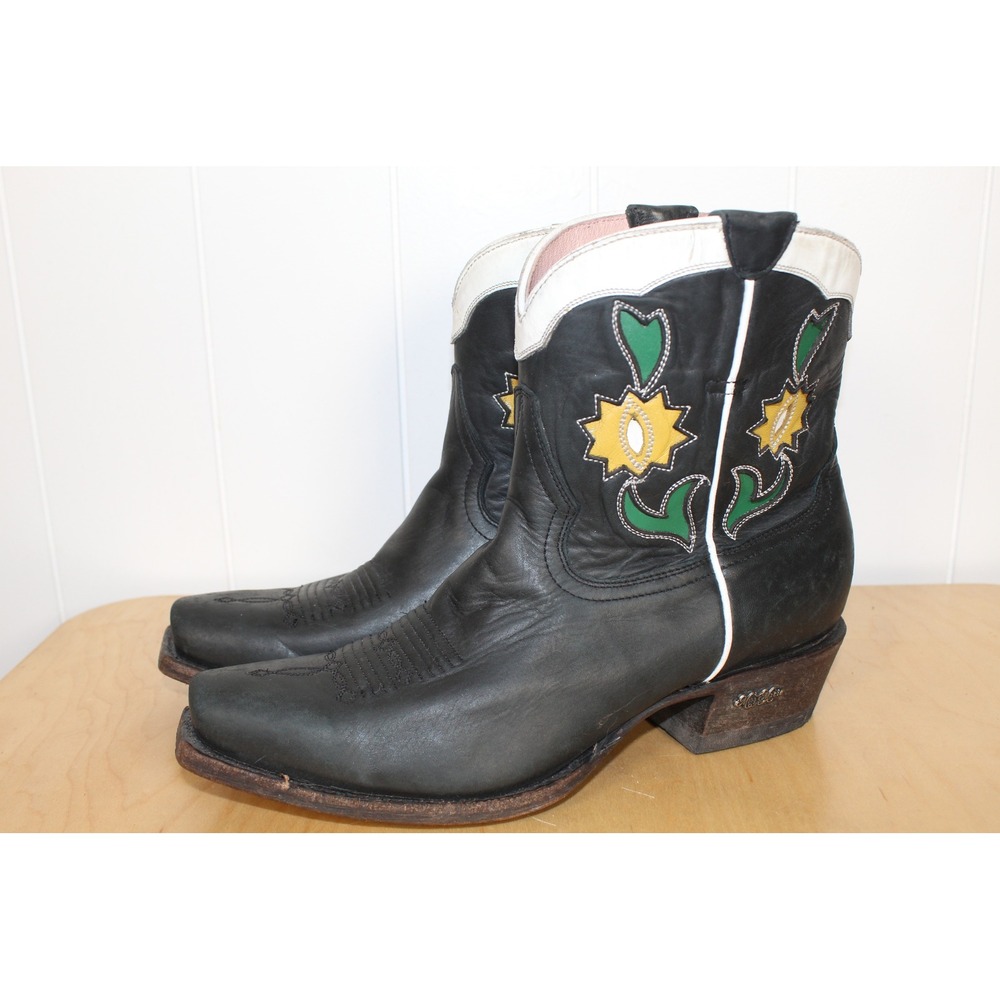 Miss Macie Women's Black Yellow Floral Detail Short Heeled Cowboy Boots Size 10